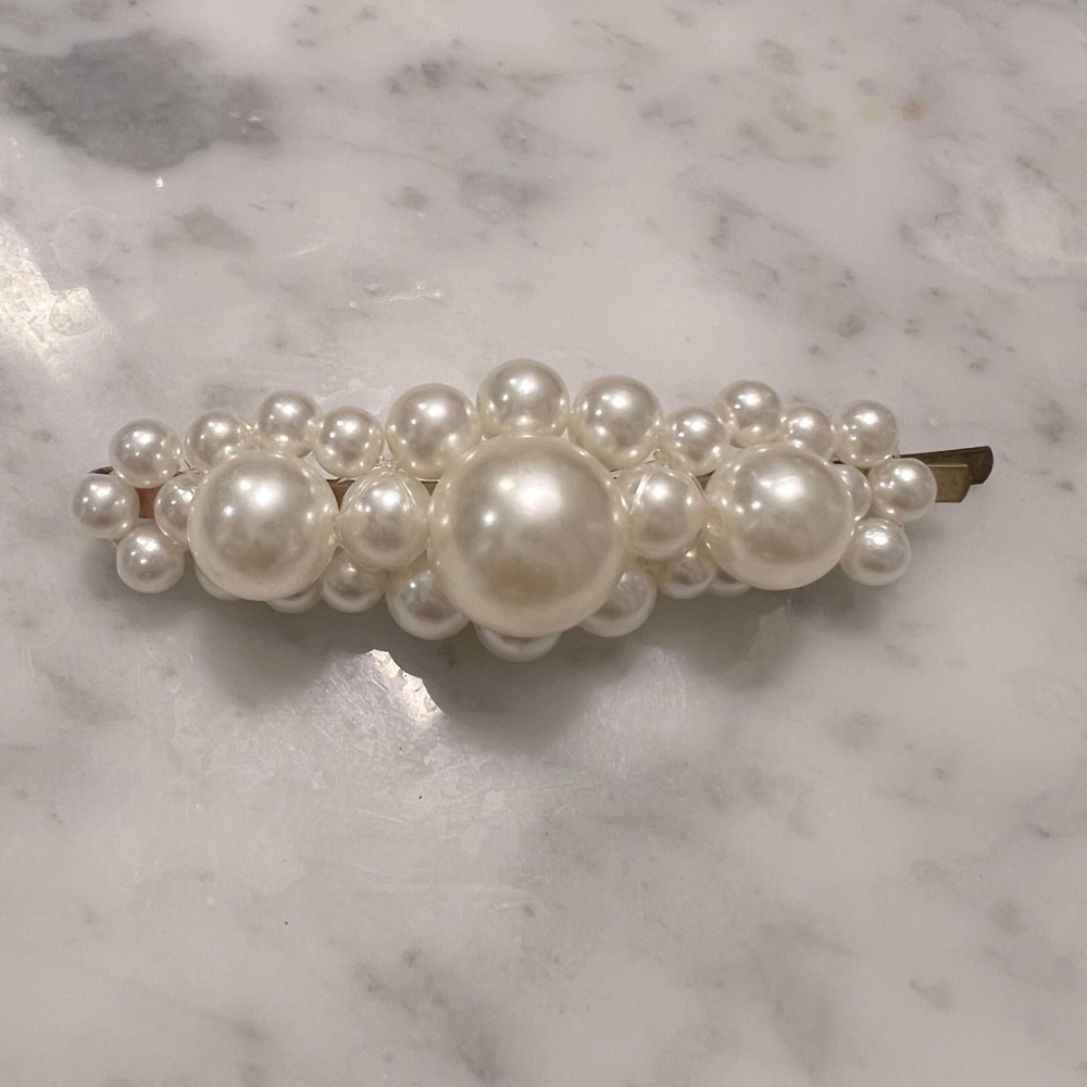 Large Pearl Hair Clip